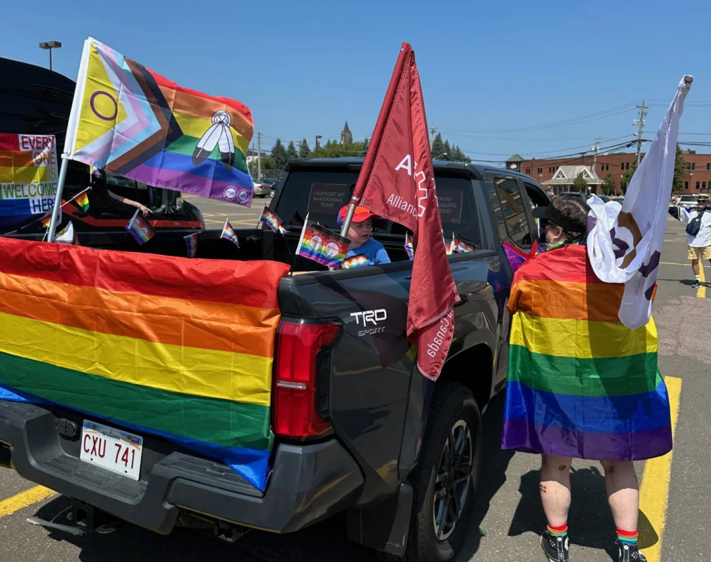 UCTE members take part in River of Pride 2025, Moncton | Des membres de l'UCET font partie de River of Pride 225, Moncton