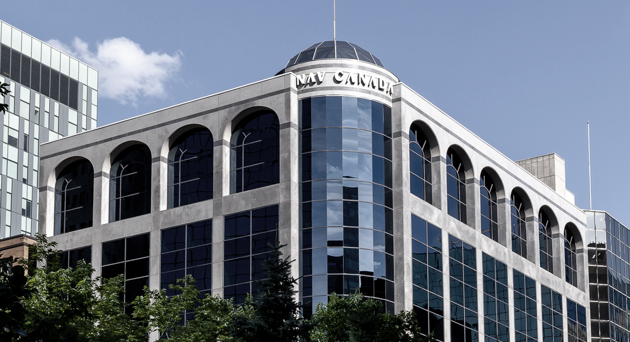 NAV CANADA: UCTE-PSAC members overwhelmingly vote in favour of strike action 