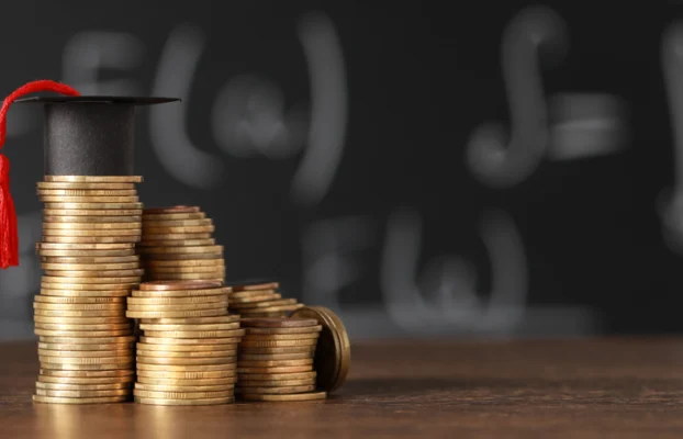 2026 Scholarship Applications Open